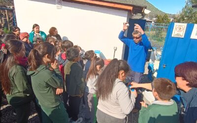 ALUMNOS DE ESCUELA MARTA AVARIA PARTICIPAN EN JORNADA DE “CULTURA DEL AGUA”, ORGANIZADA POR APR LA CHIMBA